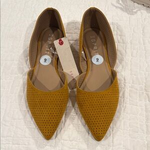 Esprit Yellow Flats with Ankle Strap and Textured Design Sz 9 NWOT